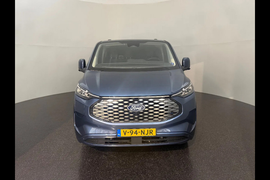 Ford E-Transit Custom 65kWh L2H1 LIMITED l DUBBEL CABINE l 100% ELEKTRISCH Ford E-Transit Custom 65kWh L2H1 LIMITED l DUBBEL CABINE l 100% ELEKTRISCH