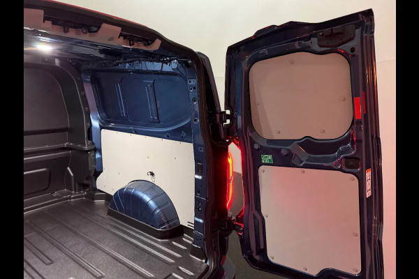 Ford E-Transit Custom 65kWh L2H1 LIMITED l DUBBEL CABINE l 100% ELEKTRISCH Ford E-Transit Custom 65kWh L2H1 LIMITED l DUBBEL CABINE l 100% ELEKTRISCH