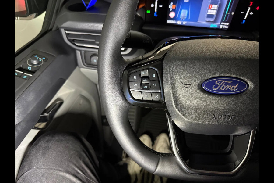 Ford E-Transit Custom 65kWh L2H1 LIMITED l DUBBEL CABINE l 100% ELEKTRISCH Ford E-Transit Custom 65kWh L2H1 LIMITED l DUBBEL CABINE l 100% ELEKTRISCH