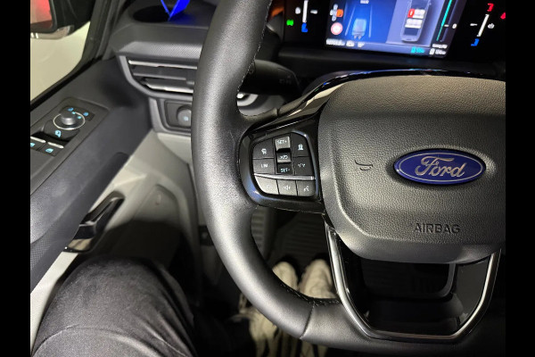 Ford E-Transit Custom 65kWh L2H1 LIMITED l DUBBEL CABINE l 100% ELEKTRISCH Ford E-Transit Custom 65kWh L2H1 LIMITED l DUBBEL CABINE l 100% ELEKTRISCH