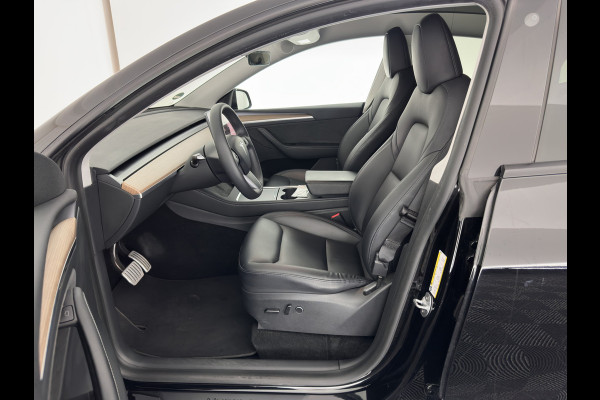 Tesla Model Y Performance AWD 75 kWh {SOH-84%} [ 3-Fase ] (INCL-BTW) Aut. *PANO | AUTO-PILOT | LUXURY-LEATHER | TOP-VIEW | NAVI-FULLMAP | MATRIX-LED | DIGI-COCKPIT | KEYLESS | CAMERA | DAB+ | HEATED-COMFORTSEATS | PRIVACY-GLASS | 21''ALU*