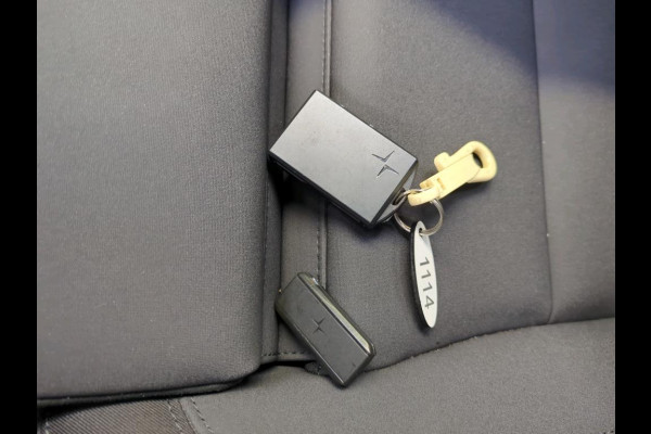 Polestar 2 Long Range Dual Motor Launch Edition 78kWh PANODAK | PACK PILOT PLUS Polestar 2 Long Range Dual Motor Launch Edition 78kWh PANODAK | PACK PILOT PLUS