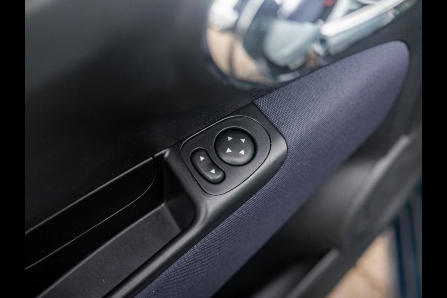 Fiat 500C Hybrid Club | Airco | Cruise | PDC | Apple Carplay | Kap Beige | Ambiance Ivoor Fiat 500C Hybrid Club | Airco | Cruise | PDC | Apple Carplay | Kap Beige | Ambiance Ivoor