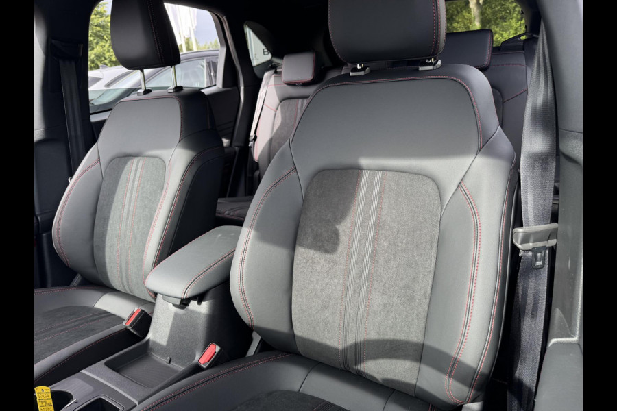 Ford Kuga 2.5 PHEV ST-Line X | 243pk | Driver Assistance Pack | Black Package | Winterpack | Adaptieve Matrix LED koplampen met Coast to Coast | Wegklapbare Trekhaak | AGR Stoelen Ford Kuga 2.5 PHEV ST-Line X | 243pk | Driver Assistance Pack | Black Package | Winterpack | Adaptieve Matrix LED koplampen met Coast to Coast | Wegklapbare Trekhaak | AGR Stoelen