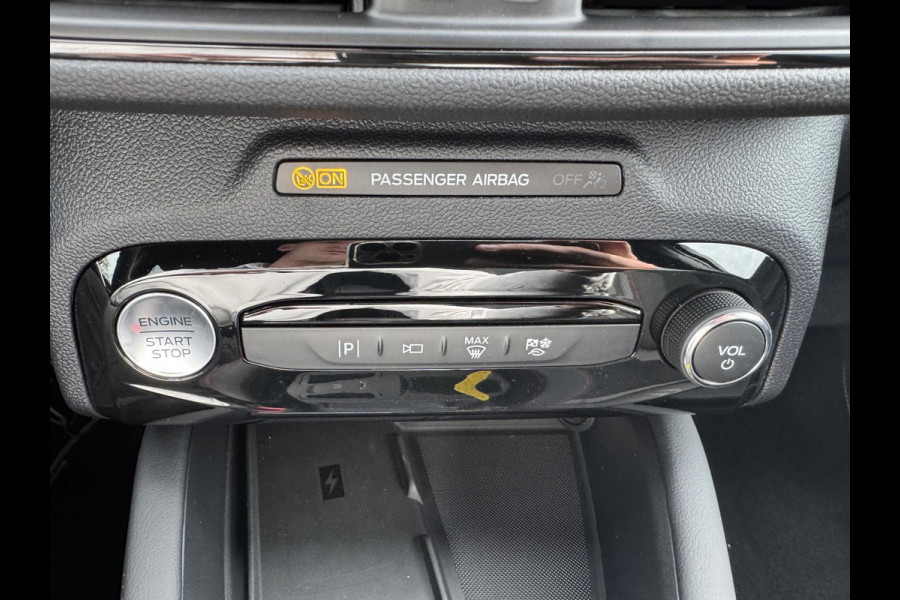 Ford Kuga 2.5 PHEV ST-Line X | 243pk | Driver Assistance Pack | Black Package | Winterpack | Adaptieve Matrix LED koplampen met Coast to Coast | Wegklapbare Trekhaak | AGR Stoelen Ford Kuga 2.5 PHEV ST-Line X | 243pk | Driver Assistance Pack | Black Package | Winterpack | Adaptieve Matrix LED koplampen met Coast to Coast | Wegklapbare Trekhaak | AGR Stoelen