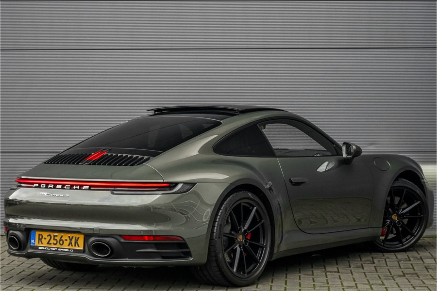 Porsche 911 3.0 Carrera S Pano Bose Sportuitlaat Aventurin Gruen Porsche 911 3.0 Carrera S Pano Bose Sportuitlaat Aventurin Gruen