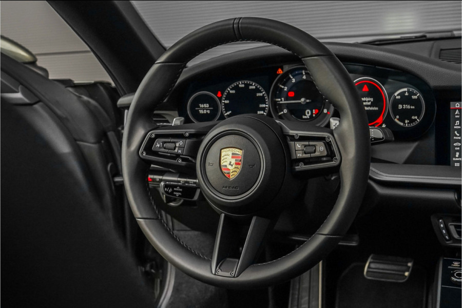 Porsche 911 3.0 Carrera S Pano Bose Sportuitlaat Aventurin Gruen Porsche 911 3.0 Carrera S Pano Bose Sportuitlaat Aventurin Gruen