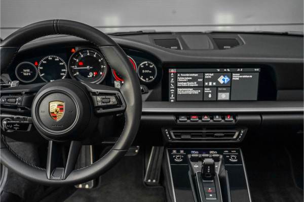 Porsche 911 3.0 Carrera S Pano Bose Sportuitlaat Aventurin Gruen Porsche 911 3.0 Carrera S Pano Bose Sportuitlaat Aventurin Gruen