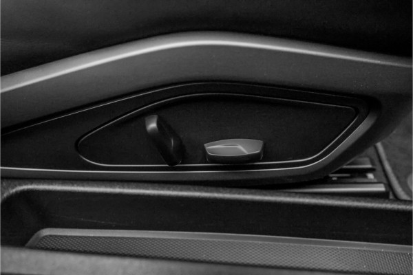 Porsche 911 3.0 Carrera S Pano Bose Sportuitlaat Aventurin Gruen Porsche 911 3.0 Carrera S Pano Bose Sportuitlaat Aventurin Gruen