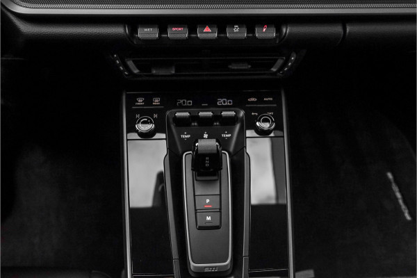 Porsche 911 3.0 Carrera S Pano Bose Sportuitlaat Aventurin Gruen Porsche 911 3.0 Carrera S Pano Bose Sportuitlaat Aventurin Gruen