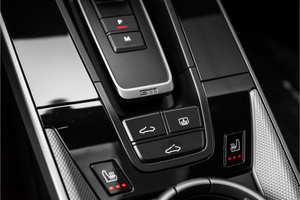 Porsche 911 3.0 Carrera S Pano Bose Sportuitlaat Aventurin Gruen Porsche 911 3.0 Carrera S Pano Bose Sportuitlaat Aventurin Gruen