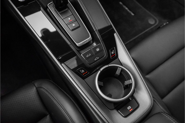 Porsche 911 3.0 Carrera S Pano Bose Sportuitlaat Aventurin Gruen Porsche 911 3.0 Carrera S Pano Bose Sportuitlaat Aventurin Gruen