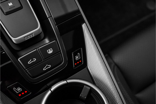 Porsche 911 3.0 Carrera S Pano Bose Sportuitlaat Aventurin Gruen Porsche 911 3.0 Carrera S Pano Bose Sportuitlaat Aventurin Gruen