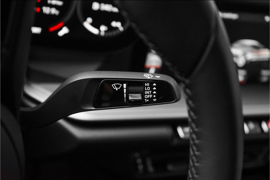 Porsche 911 3.0 Carrera S Pano Bose Sportuitlaat Aventurin Gruen Porsche 911 3.0 Carrera S Pano Bose Sportuitlaat Aventurin Gruen