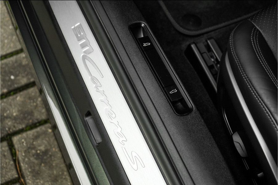 Porsche 911 3.0 Carrera S Pano Bose Sportuitlaat Aventurin Gruen Porsche 911 3.0 Carrera S Pano Bose Sportuitlaat Aventurin Gruen