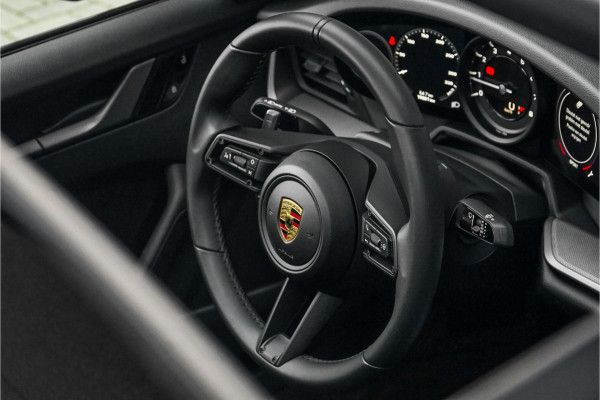 Porsche 911 3.0 Carrera S Pano Bose Sportuitlaat Aventurin Gruen Porsche 911 3.0 Carrera S Pano Bose Sportuitlaat Aventurin Gruen