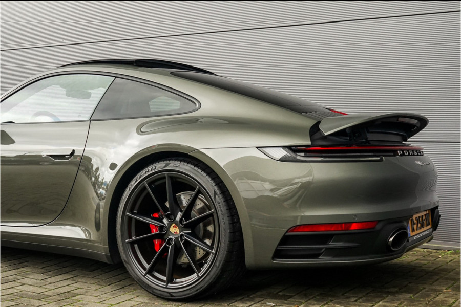 Porsche 911 3.0 Carrera S Pano Bose Sportuitlaat Aventurin Gruen Porsche 911 3.0 Carrera S Pano Bose Sportuitlaat Aventurin Gruen