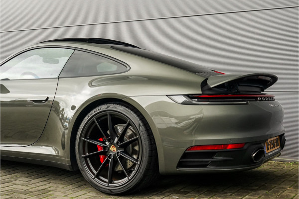 Porsche 911 3.0 Carrera S Pano Bose Sportuitlaat Aventurin Gruen Porsche 911 3.0 Carrera S Pano Bose Sportuitlaat Aventurin Gruen