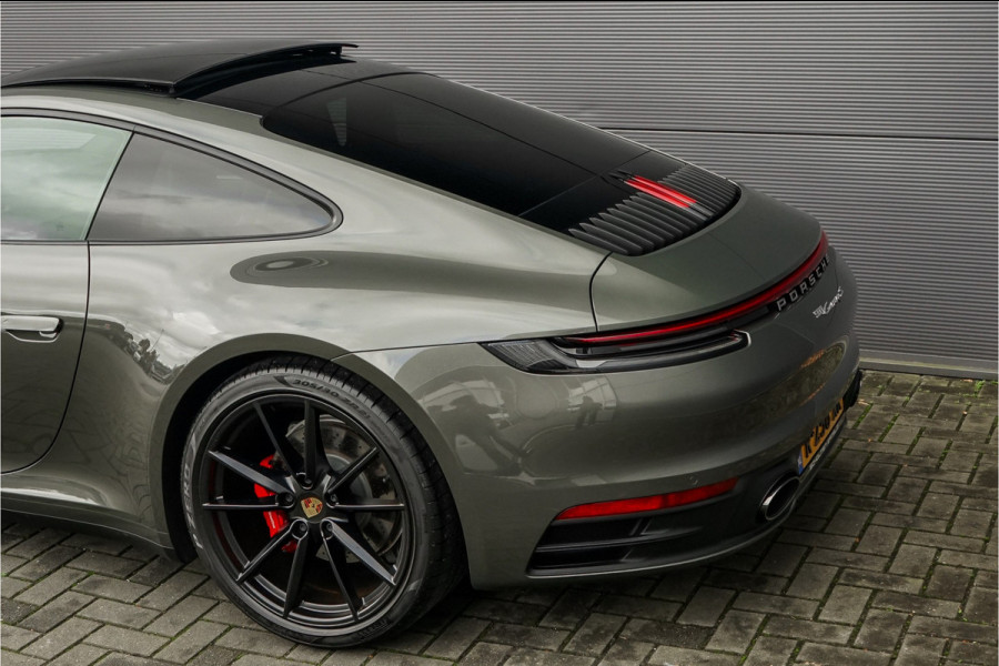 Porsche 911 3.0 Carrera S Pano Bose Sportuitlaat Aventurin Gruen Porsche 911 3.0 Carrera S Pano Bose Sportuitlaat Aventurin Gruen