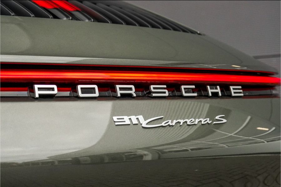 Porsche 911 3.0 Carrera S Pano Bose Sportuitlaat Aventurin Gruen Porsche 911 3.0 Carrera S Pano Bose Sportuitlaat Aventurin Gruen