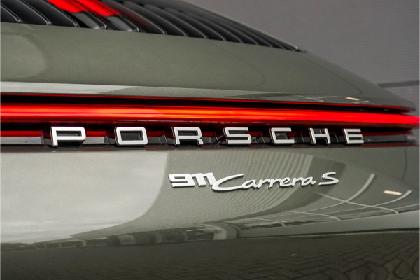 Porsche 911 3.0 Carrera S Pano Bose Sportuitlaat Aventurin Gruen Porsche 911 3.0 Carrera S Pano Bose Sportuitlaat Aventurin Gruen