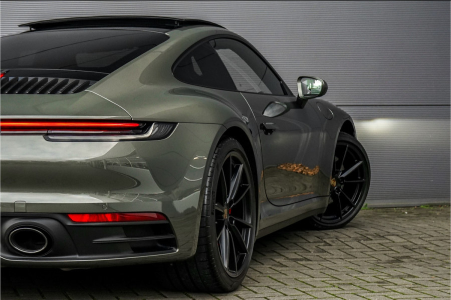 Porsche 911 3.0 Carrera S Pano Bose Sportuitlaat Aventurin Gruen Porsche 911 3.0 Carrera S Pano Bose Sportuitlaat Aventurin Gruen