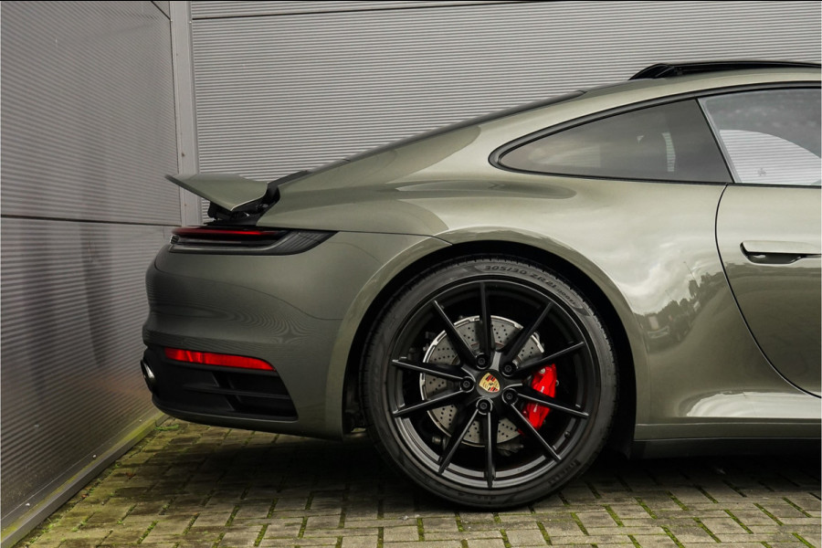 Porsche 911 3.0 Carrera S Pano Bose Sportuitlaat Aventurin Gruen Porsche 911 3.0 Carrera S Pano Bose Sportuitlaat Aventurin Gruen