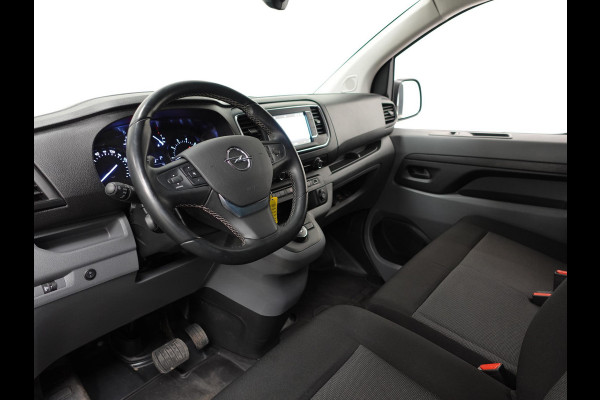 Opel Vivaro 2.0 CDTI L3H1 Edition Automaat Airco ECC Navigatie Cruise Control PDC+Camera Trekhaak