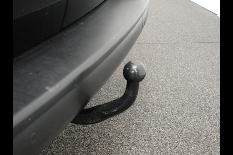 Opel Vivaro 2.0 CDTI L3H1 Edition Automaat Airco ECC Navigatie Cruise Control PDC+Camera Trekhaak