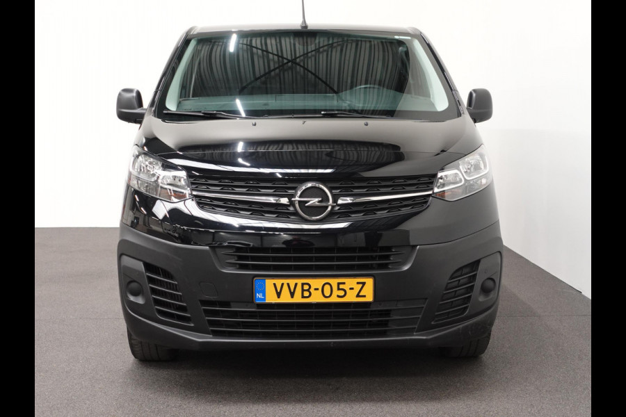 Opel Vivaro 2.0 CDTI L3H1 Edition Automaat Airco ECC Navigatie Cruise Control PDC+Camera Trekhaak