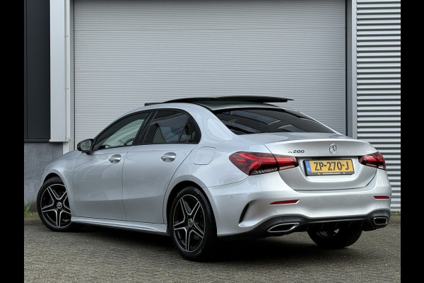 Mercedes-Benz A-Klasse 200 Launch Edition Premium | AMG Line | Panoramadak | LED Performance