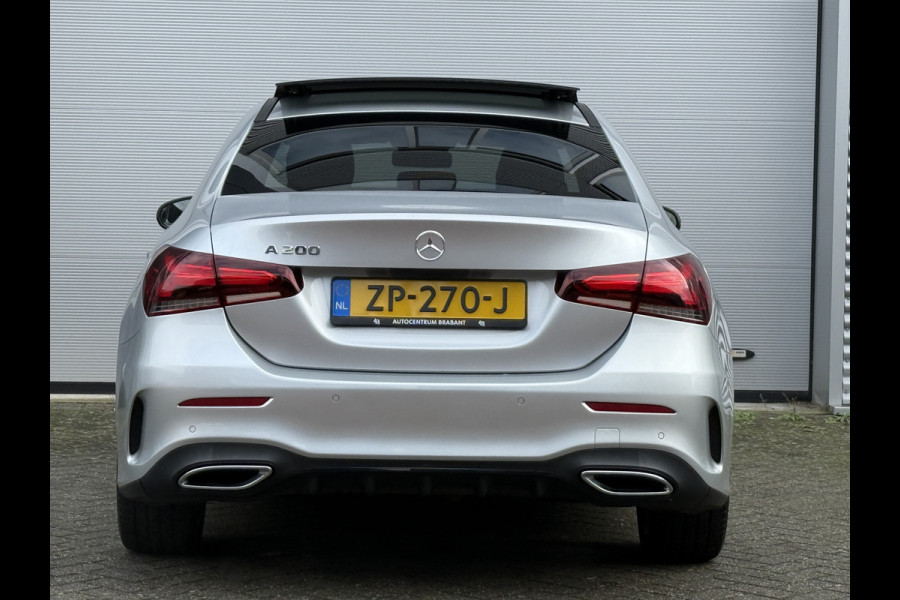 Mercedes-Benz A-Klasse 200 Launch Edition Premium | AMG Line | Panoramadak | LED Performance