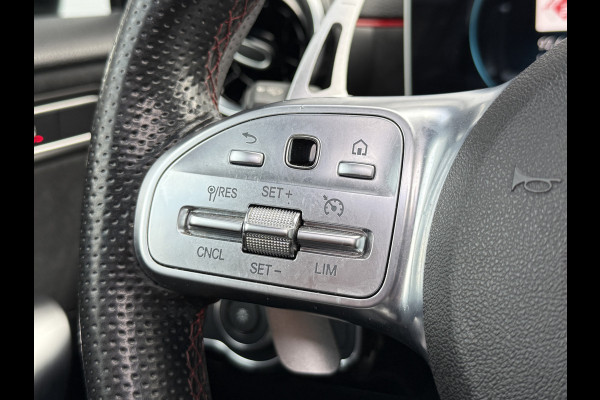 Mercedes-Benz A-Klasse 200 Launch Edition Premium | AMG Line | Panoramadak | LED Performance