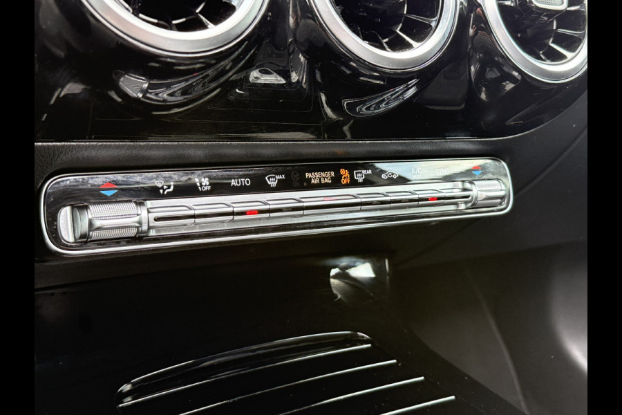 Mercedes-Benz A-Klasse 200 Launch Edition Premium | AMG Line | Panoramadak | LED Performance