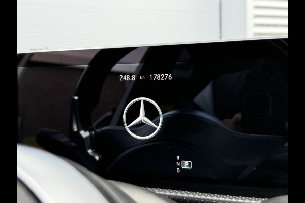 Mercedes-Benz A-Klasse 200 Launch Edition Premium | AMG Line | Panoramadak | LED Performance