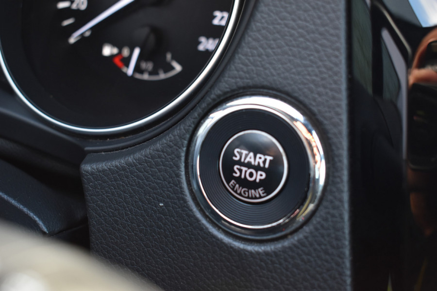 Nissan QASHQAI 1.3 DIG-T Acenta Automaat Pano Camera Nissan QASHQAI 1.3 DIG-T Acenta Automaat Pano Camera