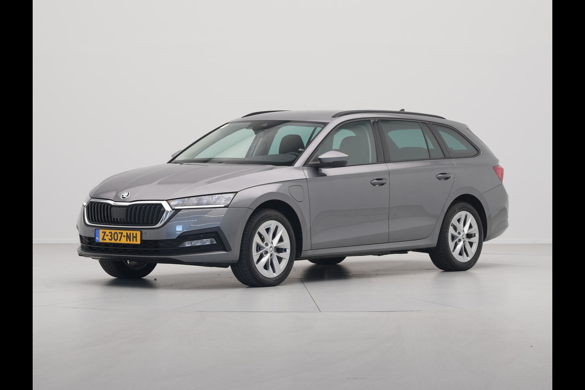 Škoda Octavia Combi 1.4 TSI iV 204pk PHEV Business Edition Navigatie Wegkl.trekhaal Pdc Virtual Cockpit Carplay 321 Škoda Octavia Combi 1.4 TSI iV 204pk PHEV Business Edition Navigatie Wegkl.trekhaal Pdc Virtual Cockpit Carplay 321