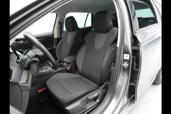 Škoda Octavia Combi 1.4 TSI iV 204pk PHEV Business Edition Navigatie Wegkl.trekhaal Pdc Virtual Cockpit Carplay 321