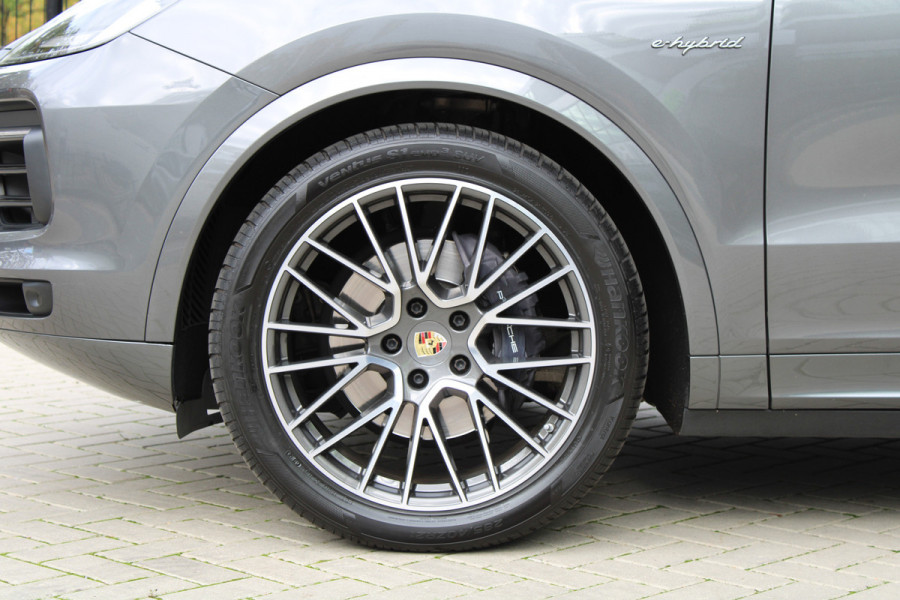 Porsche Cayenne Coupé 3.0 E-Hybrid | NAP | MEMORY | 360 | PANO | SPORTSTOELEN | LUCHTVERING | SPORT CHRONO | Porsche Cayenne Coupé 3.0 E-Hybrid | NAP | MEMORY | 360 | PANO | SPORTSTOELEN | LUCHTVERING | SPORT CHRONO |
