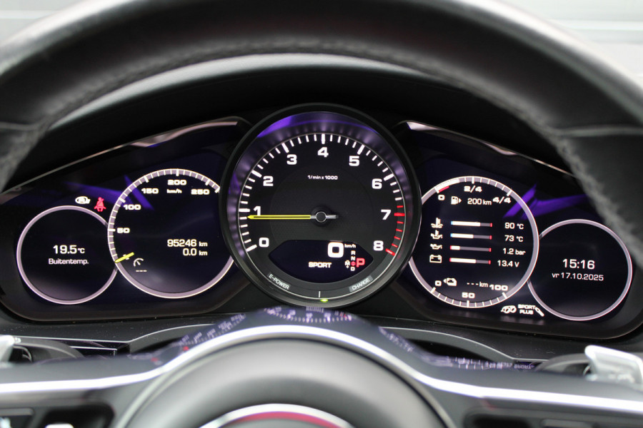 Porsche Cayenne Coupé 3.0 E-Hybrid | NAP | MEMORY | 360 | PANO | SPORTSTOELEN | LUCHTVERING | SPORT CHRONO | Porsche Cayenne Coupé 3.0 E-Hybrid | NAP | MEMORY | 360 | PANO | SPORTSTOELEN | LUCHTVERING | SPORT CHRONO |