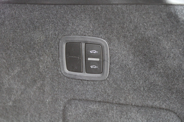 Porsche Cayenne Coupé 3.0 E-Hybrid | NAP | MEMORY | 360 | PANO | SPORTSTOELEN | LUCHTVERING | SPORT CHRONO | Porsche Cayenne Coupé 3.0 E-Hybrid | NAP | MEMORY | 360 | PANO | SPORTSTOELEN | LUCHTVERING | SPORT CHRONO |