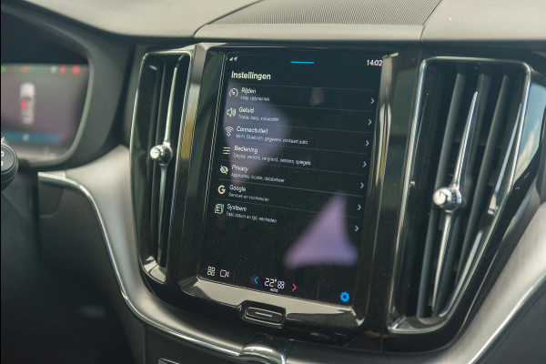 Volvo XC60 T6 Aut. Inscription Facelift Leder Parkeercamera 340pk