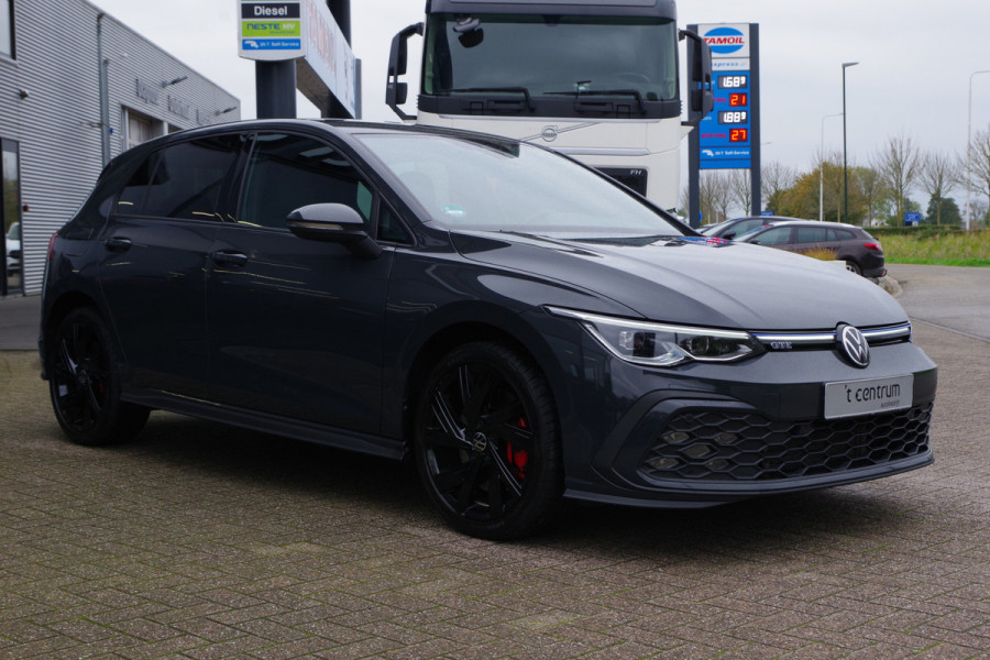 Volkswagen Golf 1.4 eHybrid GTE 245 PK PHEV, Adap. Cruise Control, LED, Camera, Stoelverwarming Volkswagen Golf 1.4 eHybrid GTE 245 PK PHEV, Adap. Cruise Control, LED, Camera, Stoelverwarming