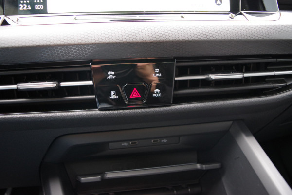 Volkswagen Golf 1.4 eHybrid GTE 245 PK PHEV, Adap. Cruise Control, LED, Camera, Stoelverwarming Volkswagen Golf 1.4 eHybrid GTE 245 PK PHEV, Adap. Cruise Control, LED, Camera, Stoelverwarming