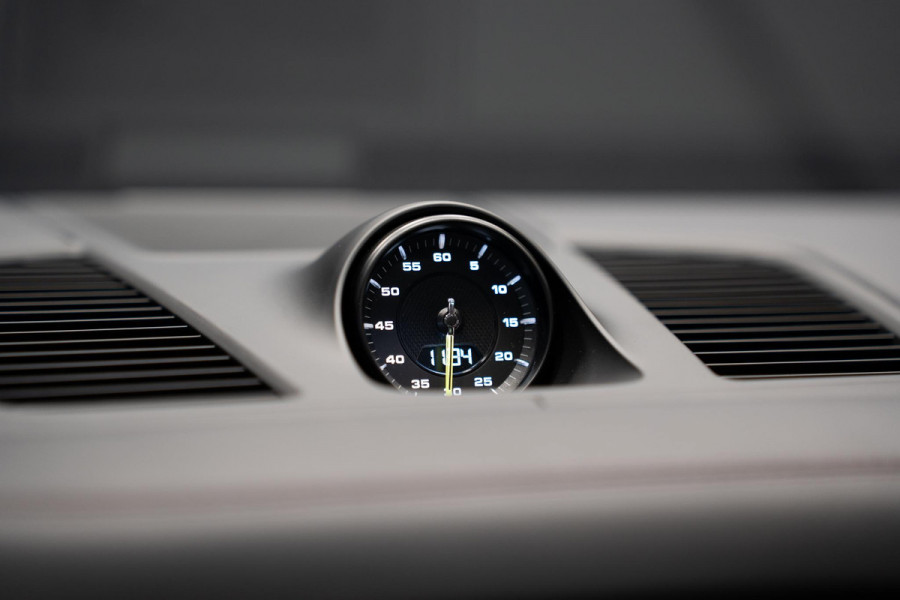 Porsche Cayenne 3.0 E-Hybrid *Sport-Chrono / PASM / Panorama / BOSE / Soft-Close / Surround-view*