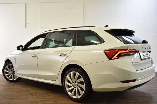 Škoda Octavia Combi TSI iV PHEV 204PK DSG HYBRID BUSINESS NAVI/CARPLAY/PDC