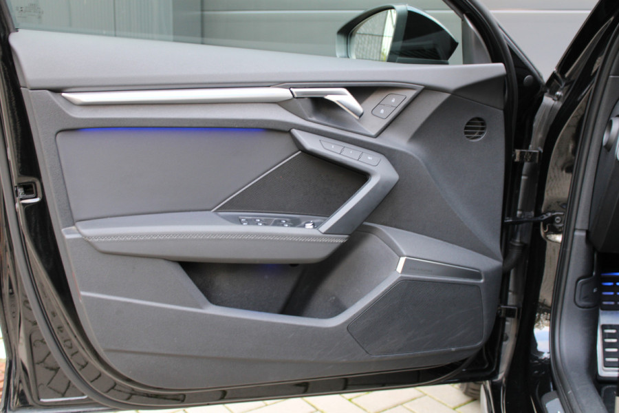 Audi S3 Sportback 2.0 TFSI S3 quattro | PANO | MEMORY | KEYLESS | B&O | RS-VELGEN | MAXTON | ACC | Audi S3 Sportback 2.0 TFSI S3 quattro | PANO | MEMORY | KEYLESS | B&O | RS-VELGEN | MAXTON | ACC |