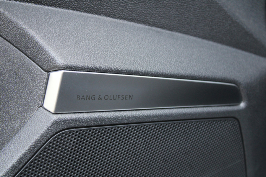 Audi S3 Sportback 2.0 TFSI S3 quattro | PANO | MEMORY | KEYLESS | B&O | RS-VELGEN | MAXTON | ACC | Audi S3 Sportback 2.0 TFSI S3 quattro | PANO | MEMORY | KEYLESS | B&O | RS-VELGEN | MAXTON | ACC |