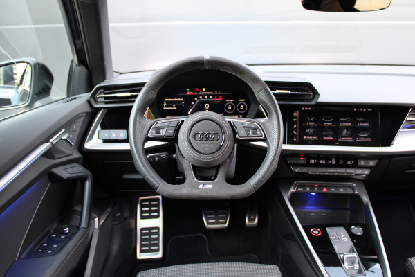 Audi S3 Sportback 2.0 TFSI S3 quattro | PANO | MEMORY | KEYLESS | B&O | RS-VELGEN | MAXTON | ACC | Audi S3 Sportback 2.0 TFSI S3 quattro | PANO | MEMORY | KEYLESS | B&O | RS-VELGEN | MAXTON | ACC |