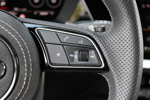 Audi S3 Sportback 2.0 TFSI S3 quattro | PANO | MEMORY | KEYLESS | B&O | RS-VELGEN | MAXTON | ACC | Audi S3 Sportback 2.0 TFSI S3 quattro | PANO | MEMORY | KEYLESS | B&O | RS-VELGEN | MAXTON | ACC |